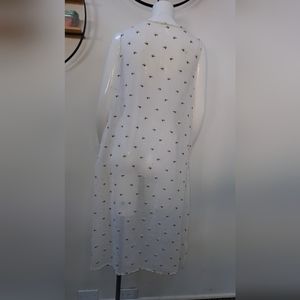 Gorgeous Volup Embroidered Floral 1920’s Dress